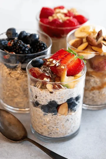 Overnight Oats (5 Healthy Ways!)
