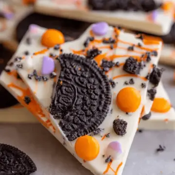 Easy White Chocolate Halloween Oreo Bark