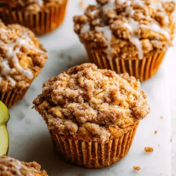 Apple Cinnamon Crumb Muffins
