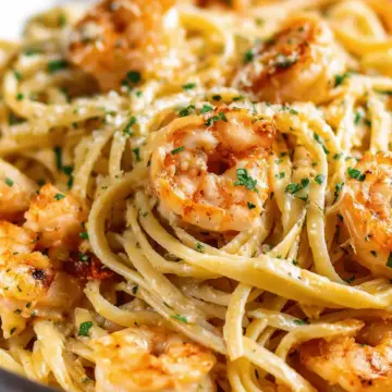 Creamy Garlic Shrimp Pasta