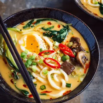 15-minute One Pot Creamy Miso Udon Noodles