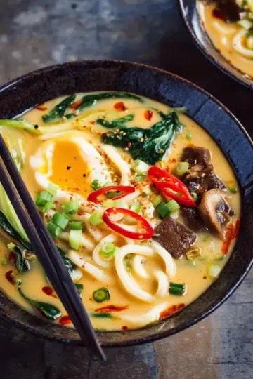 15-minute One Pot Creamy Miso Udon Noodles