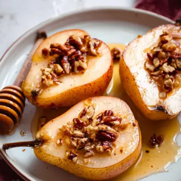 Baked Pears recipe with honey, cinnamon & pecans