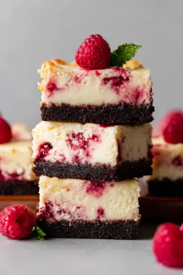 White Chocolate Raspberry Cheesecake Bars