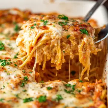 Creamy Baked Cream Cheese Spaghetti Casserole Bliss