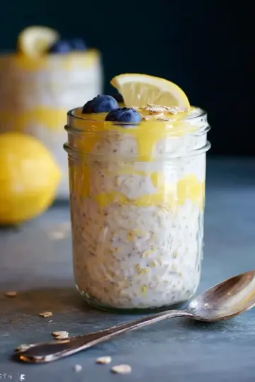 Lemon Cheesecake Overnight Oats